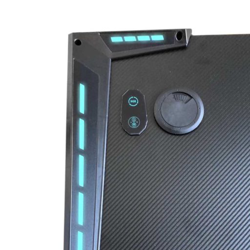 Profesjonalny stół gamingowy z powłoką z włókna węglowego, z oświetleniem LED 