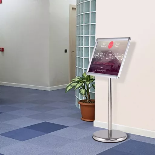 Regulowana wysokość stojak informacyjny A3