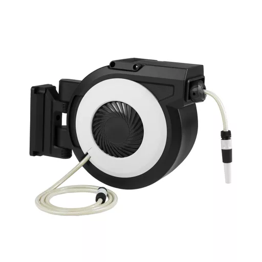 Naścienny zwijany zraszacz