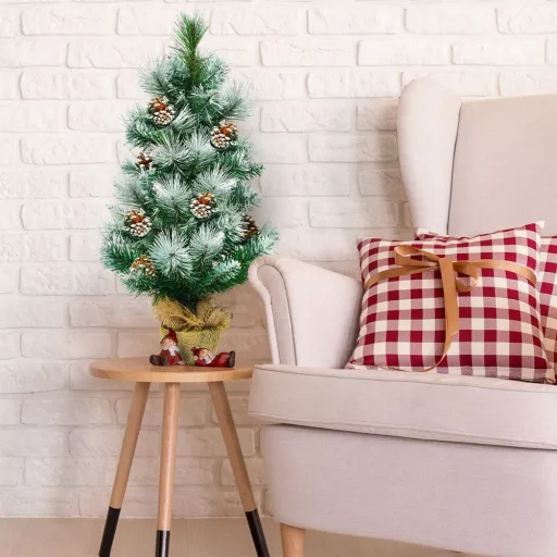 Sztuczna Choinka Śnieżna z Szyszkami 60cm