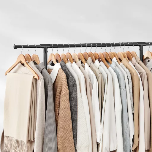 Dwupoziomowy wieszak na ubrania