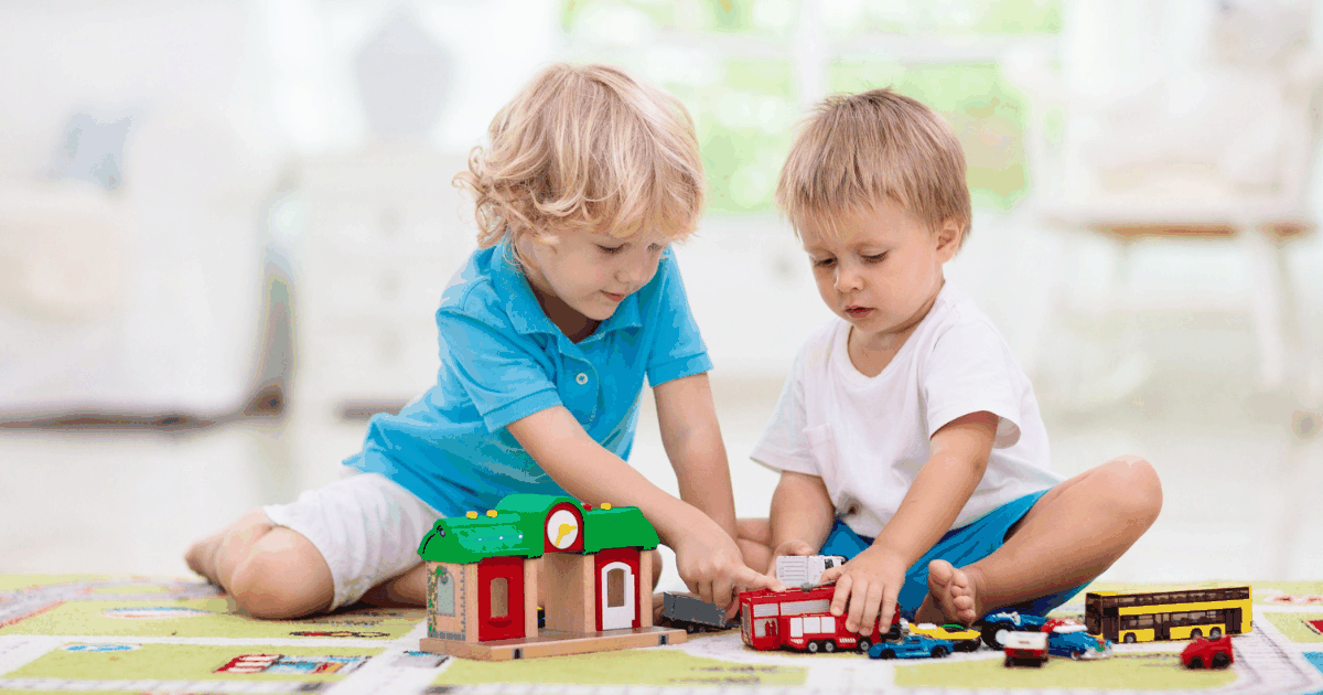 Jak wybrać matę do zabawy?