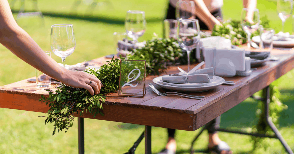 Dekoracje ślubne ręcznie robione: tanie i stylowe pomysły