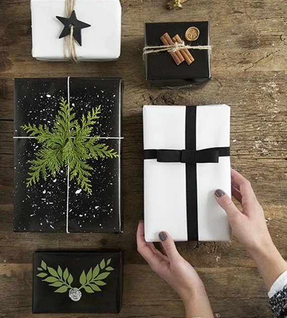 Elegancki prezent z kokardą